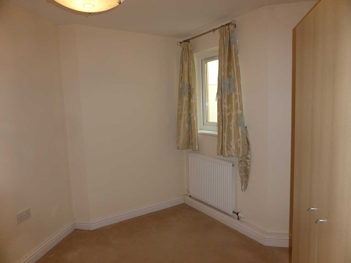Sparnon Close, Redruth. TR15 2EW Real Estates (Cornwall)