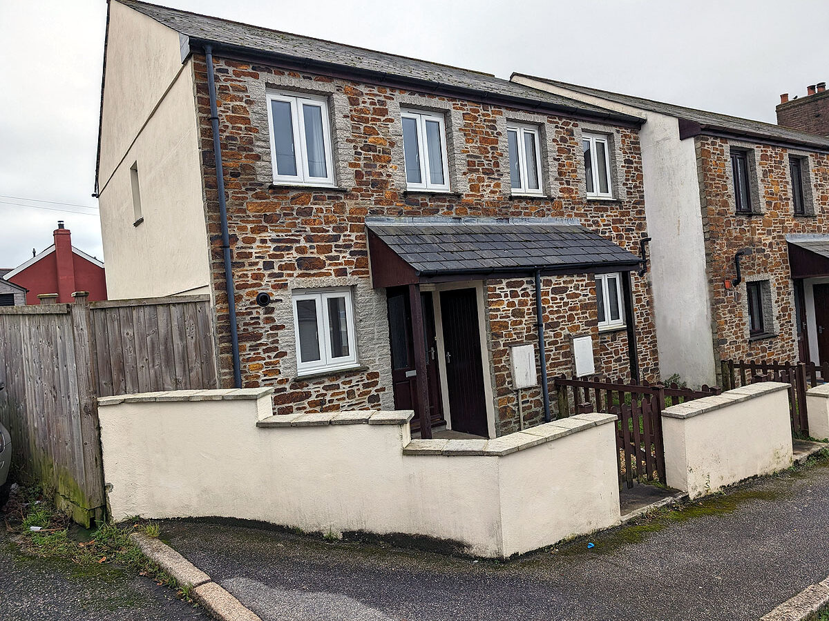 Rose Row, Redruth. TR15 1LB